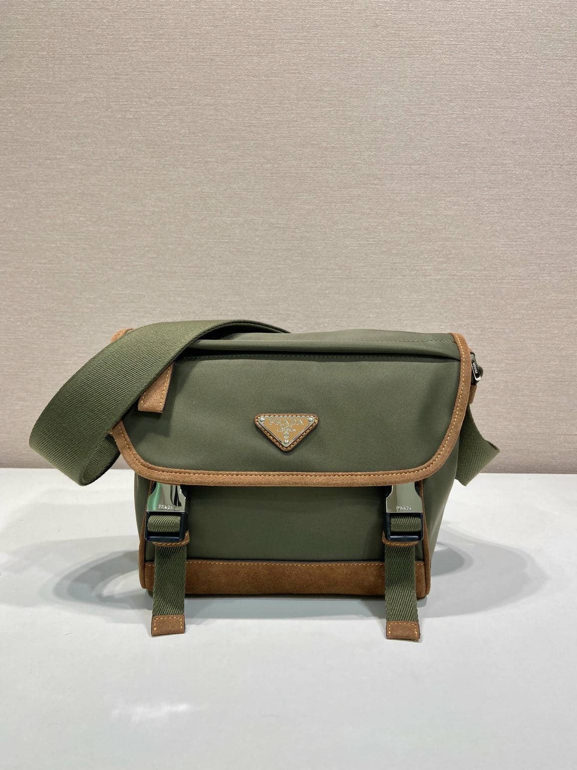 016Series-Messenger Bag